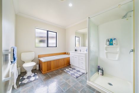 Photo of property in 11 Talbot Grove, Trentham, Upper Hutt, 5018