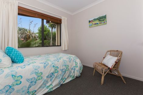 Photo of property in 90 Rowesdale Drive, Ohauiti, Tauranga, 3112