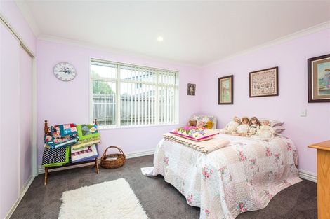 Photo of property in 10 Meeking Place, Aidanfield, Christchurch, 8025