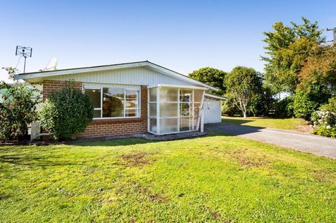 Photo of property in 2a Seyton Street, Stratford, 4332