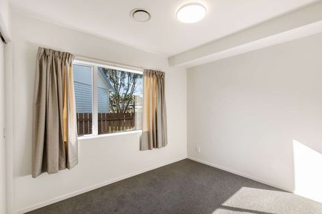 Photo of property in 14a Mildmay Road, Henderson, Auckland, 0610