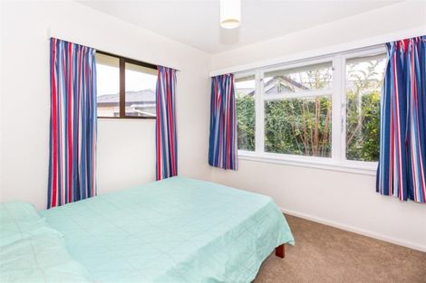 Photo of property in 2/39a Yardley Street, Avonhead, Christchurch, 8042