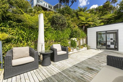Photo of property in 5 Reynolds Place, Torbay, Auckland, 0630