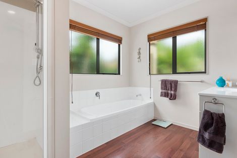 Photo of property in 90 Rowesdale Drive, Ohauiti, Tauranga, 3112