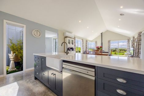 Photo of property in 45 Highlands Drive, Waipawa, 4277