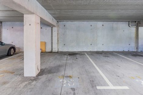 Photo of property in 5 Cheshire Street, Cannons Creek, Porirua, 5024