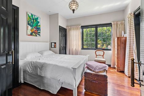 Photo of property in 28 Kempton Street, Greytown, 5712