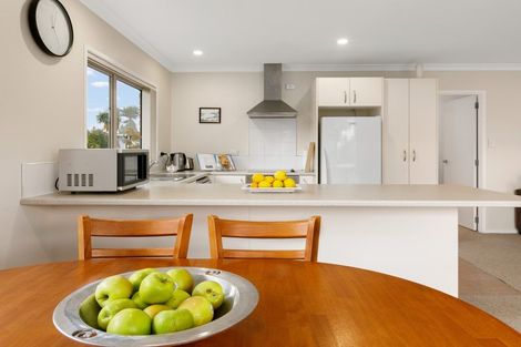 Photo of property in 71a Beach Road, Katikati, 3129