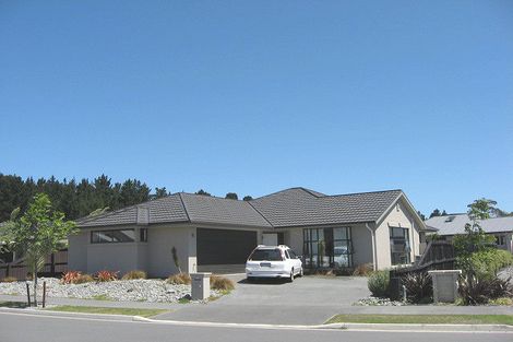 Photo of property in 14 Pohutukawa Crescent, Parklands, Christchurch, 8083