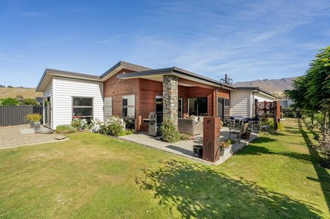 Photo of property in 54 Stratford Drive, Mount Pisa, Cromwell, 9383
