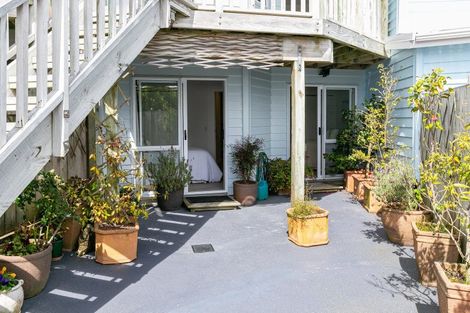 Photo of property in 4/143 Cockayne Road, Khandallah, Wellington, 6035