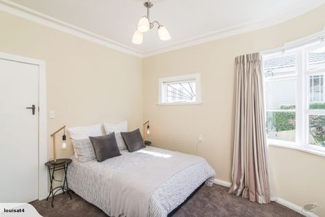 Photo of property in 10 Cavendish Square, Strathmore Park, Wellington, 6022