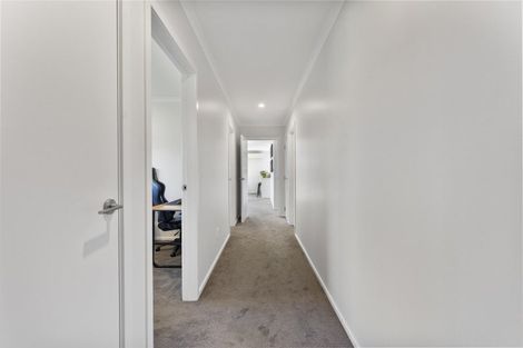 Photo of property in 68 Hinemoa Street, Levin, 5510