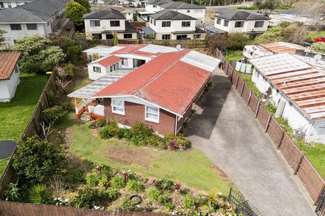 Photo of property in 15 Kambalda Street, Mangere Bridge, Auckland, 2022
