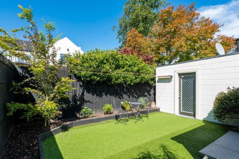 Photo of property in 1/122 Office Road, Merivale, Christchurch, 8014
