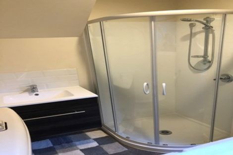 Photo of property in 94 Landsdowne Terrace, Cashmere, Christchurch, 8022