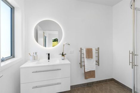 Photo of property in 25 Kia Kaha Drive, Snells Beach, 0920