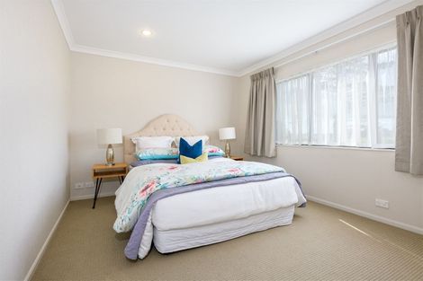 Photo of property in 72 Schnapper Rock Road, Schnapper Rock, Auckland, 0632