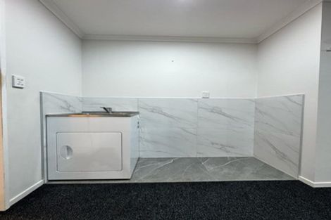 Photo of property in 3 Tuwhare Street, Papakura, 2110