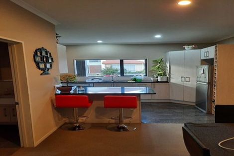 Photo of property in 9 Agapanthus Place, Flat Bush, Auckland, 2016