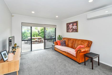Photo of property in 1/14 Kells Place, Botany Downs, Auckland, 2010