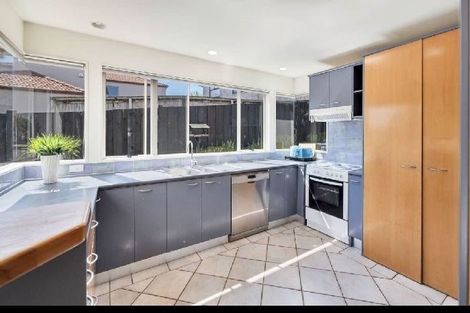 Photo of property in 2/41 Selwyn Crescent, Forrest Hill, Auckland, 0620