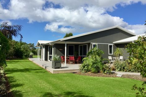 Photo of property in 10 Awhitu Road, Kerikeri, 0230