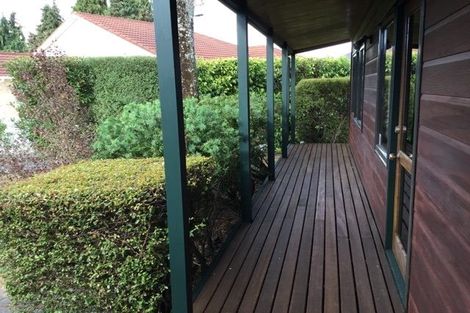 Photo of property in 32 Comeskey Grove, Elderslea, Upper Hutt, 5018