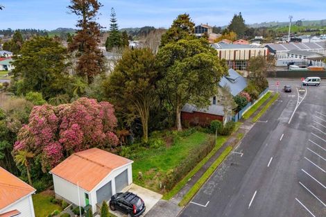Photo of property in 2a Miro Street, Inglewood, 4330