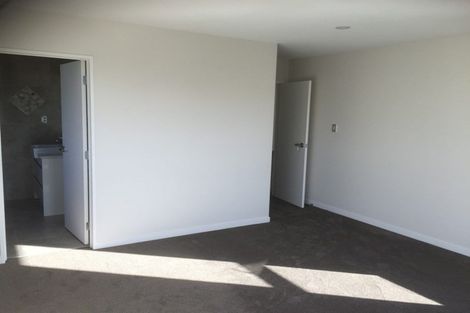Photo of property in 39 Point View Drive, East Tamaki Heights, Auckland, 2016