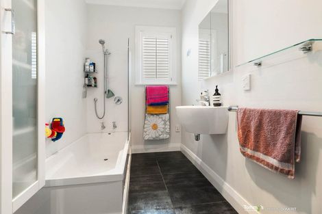 Photo of property in 39 Kainui Road, Hataitai, Wellington, 6021