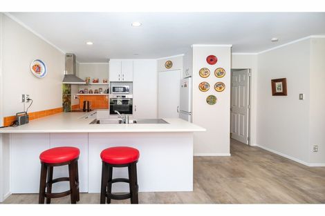 Photo of property in 3 Waru Nui Court, Orewa, 0931