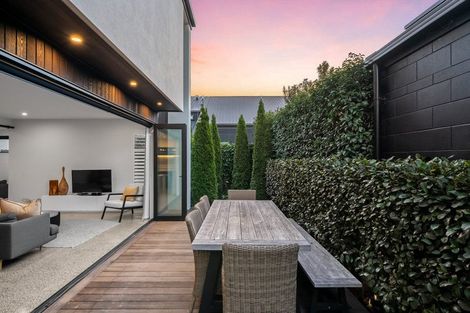 Photo of property in 44a Saint Albans Street, St Albans, Christchurch, 8014