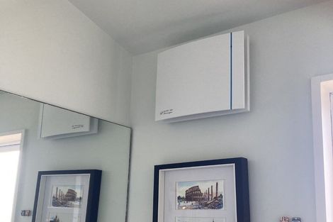 Photo of property in 44p Roxburgh Street, Mount Victoria, Wellington, 6011