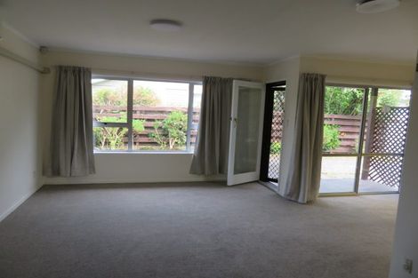 Photo of property in 2/17 Waimahia Avenue, Weymouth, Auckland, 2103