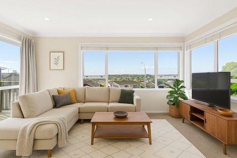 Photo of property in 23a Luton Avenue, Sunnyhills, Auckland, 2010