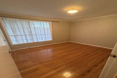 Photo of property in 36 Waipani Road, Te Atatu Peninsula, Auckland, 0610