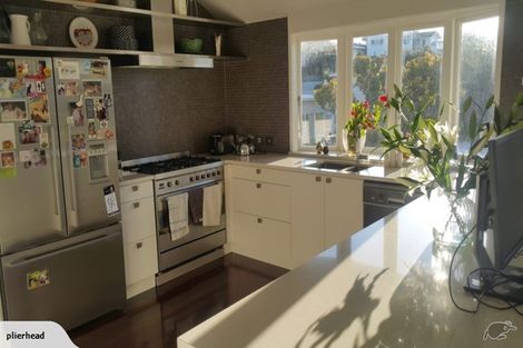 Photo of property in 24 Hauraki Road, Hauraki, Auckland, 0622