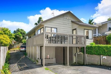 Photo of property in 1/16 Atlantis Place, Totara Vale, Auckland, 0629