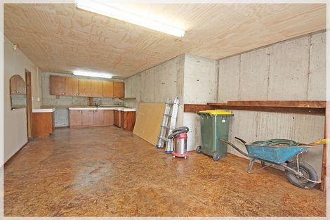 Photo of property in 8 Stuart Street, Levin, 5510