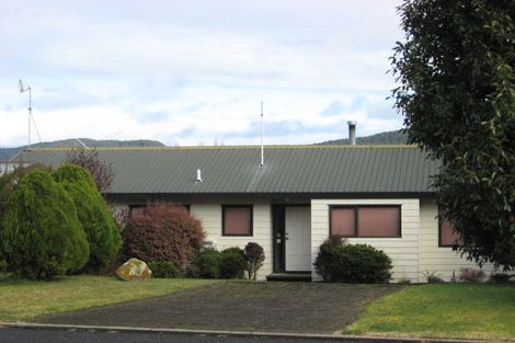 Photo of property in 33 Boojum Dell, Kinloch, Taupo, 3377