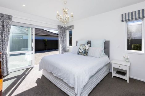 Photo of property in 9 Don Griffin Grove, Trentham, Upper Hutt, 5018