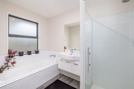 Photo of property in 14 Richmond Avenue, Halswell, Christchurch, 8025