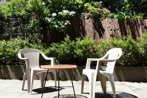 Photo of property in Augusta Apartments, 3/254 Willis Street, Te Aro, Wellington, 6011