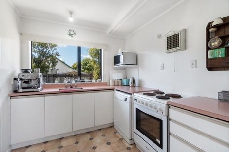 Photo of property in 91b Oakfield Crescent, Pukete, Hamilton, 3200