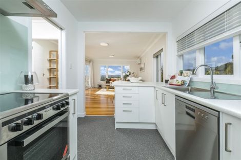 Photo of property in 86 Shetland Street, Glen Eden, Auckland, 0602
