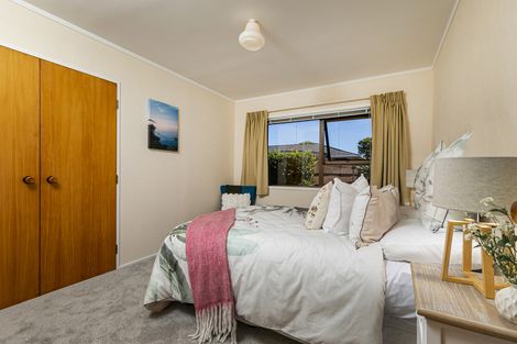 Photo of property in 37 Pine Road, Orewa, 0931