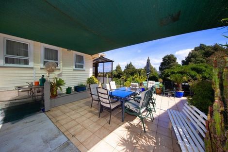 Photo of property in 9 Howard Road, Northcote, Auckland, 0627