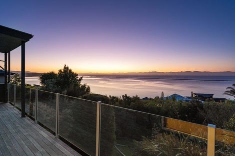 Photo of property in 8 Mana Heights, Marybank, Nelson, 7010