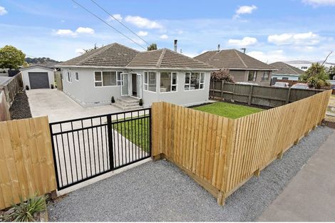 Photo of property in 40 Bower Avenue, New Brighton, Christchurch, 8083